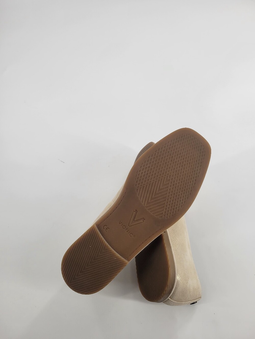 Vionic Willa in Gold slip on flats loafer size 6.5 - Picture 7 of 8